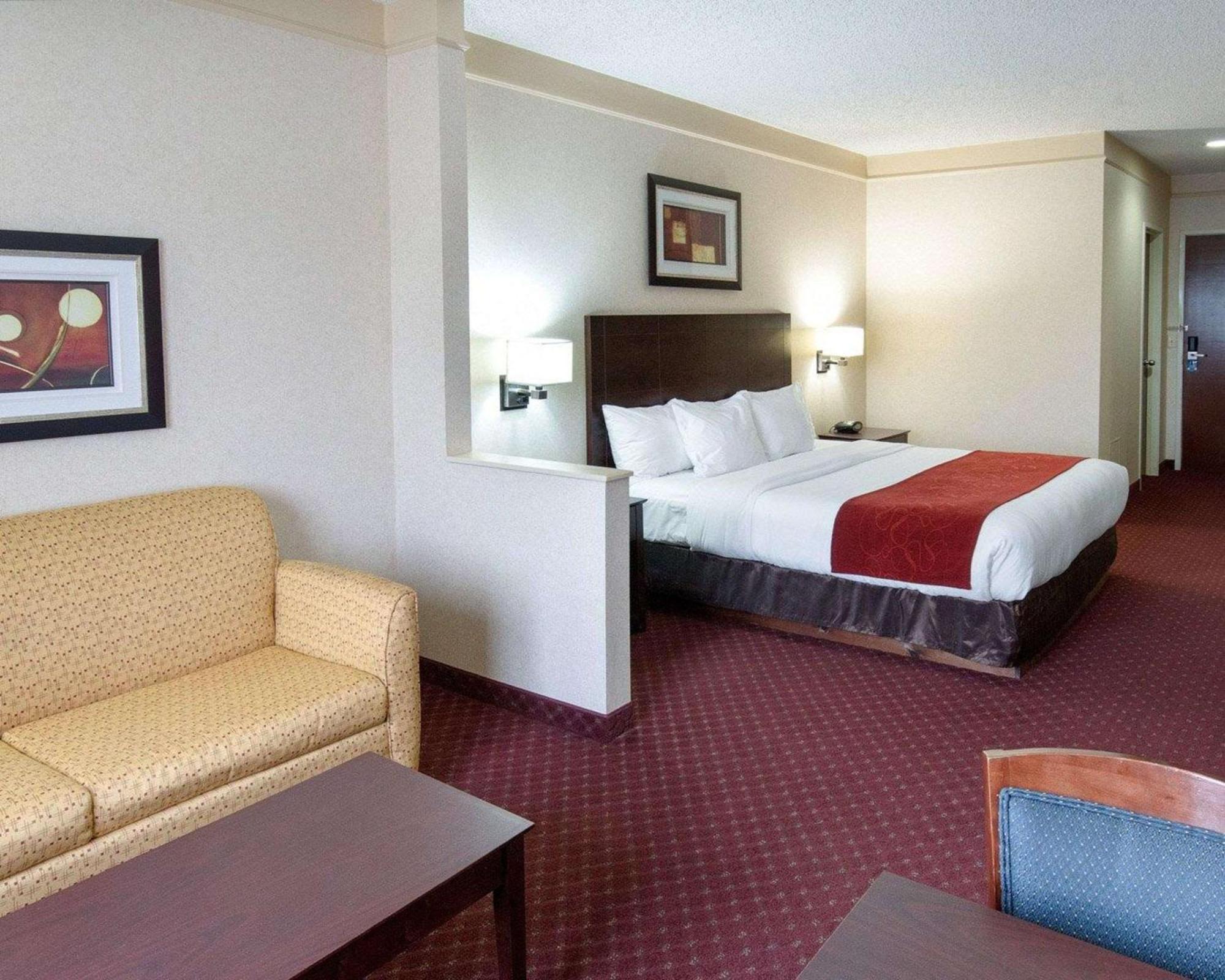 Comfort Suites Parkersburg South Mineral Wells Buitenkant foto