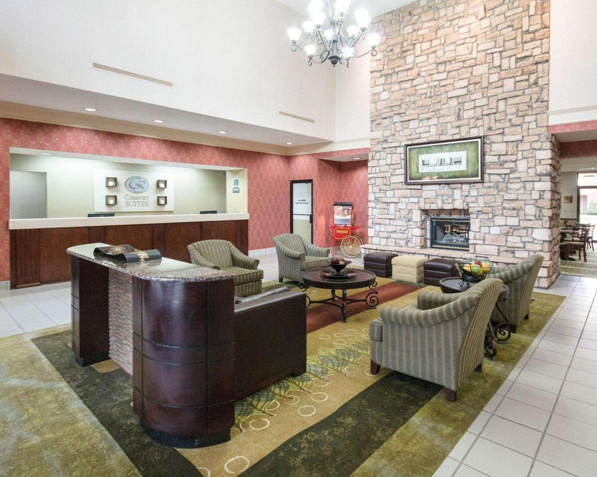Comfort Suites Parkersburg South Mineral Wells Buitenkant foto